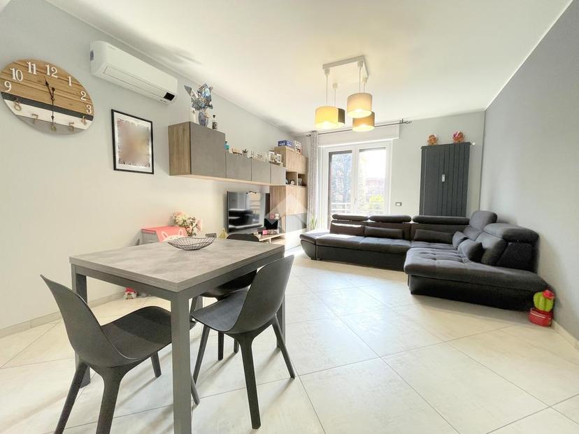 Trilocale in Via Giacomo Puccini 15, Pregnana Milanese — foto 5 di 5