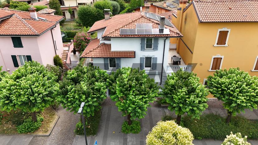 Villa in Via Locatelli 97, Trescore Balneario