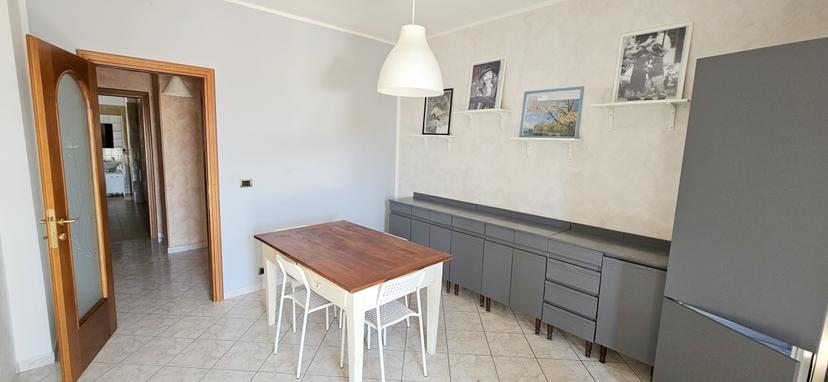 Trilocale in Via Paleologi 18, Chivasso