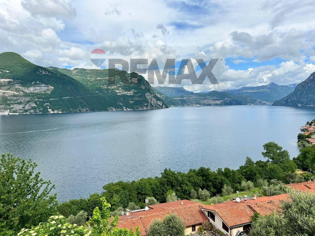 Bilocale in Località Spino, Monte Isola