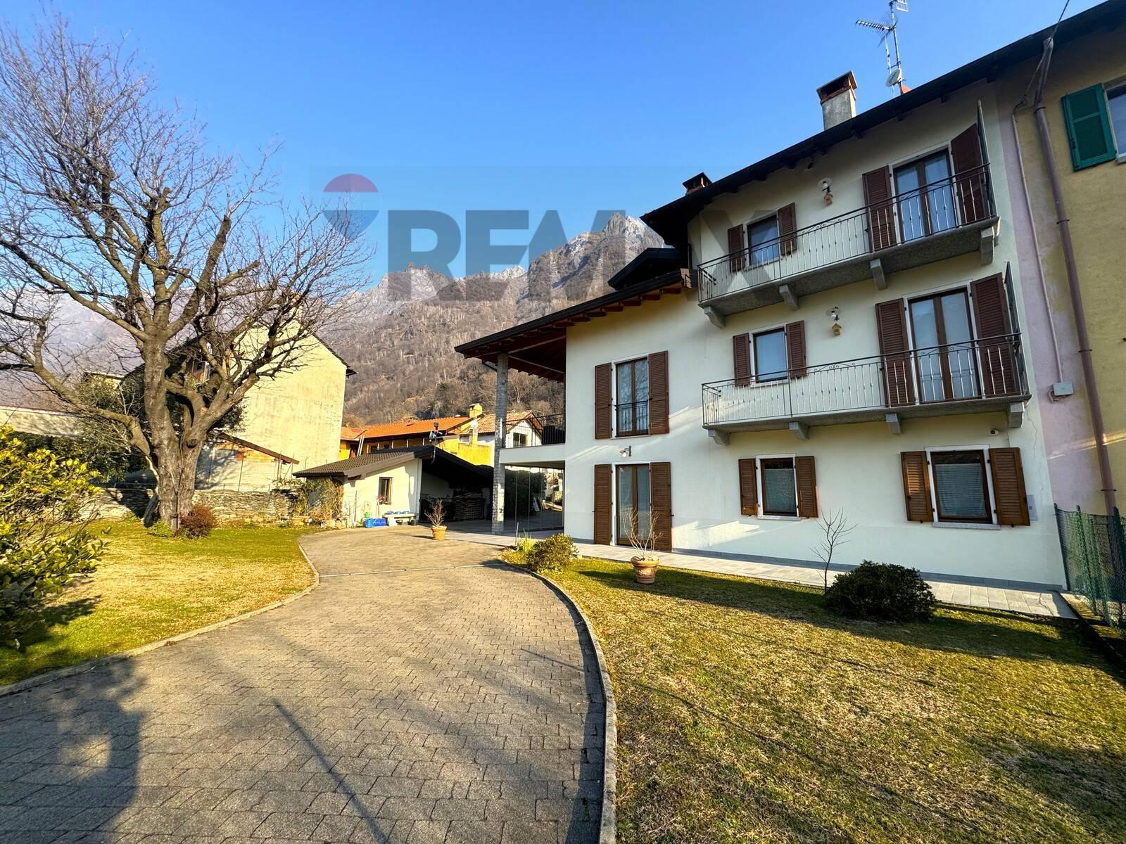 Villa in Via Giovanni Francia, Mergozzo
