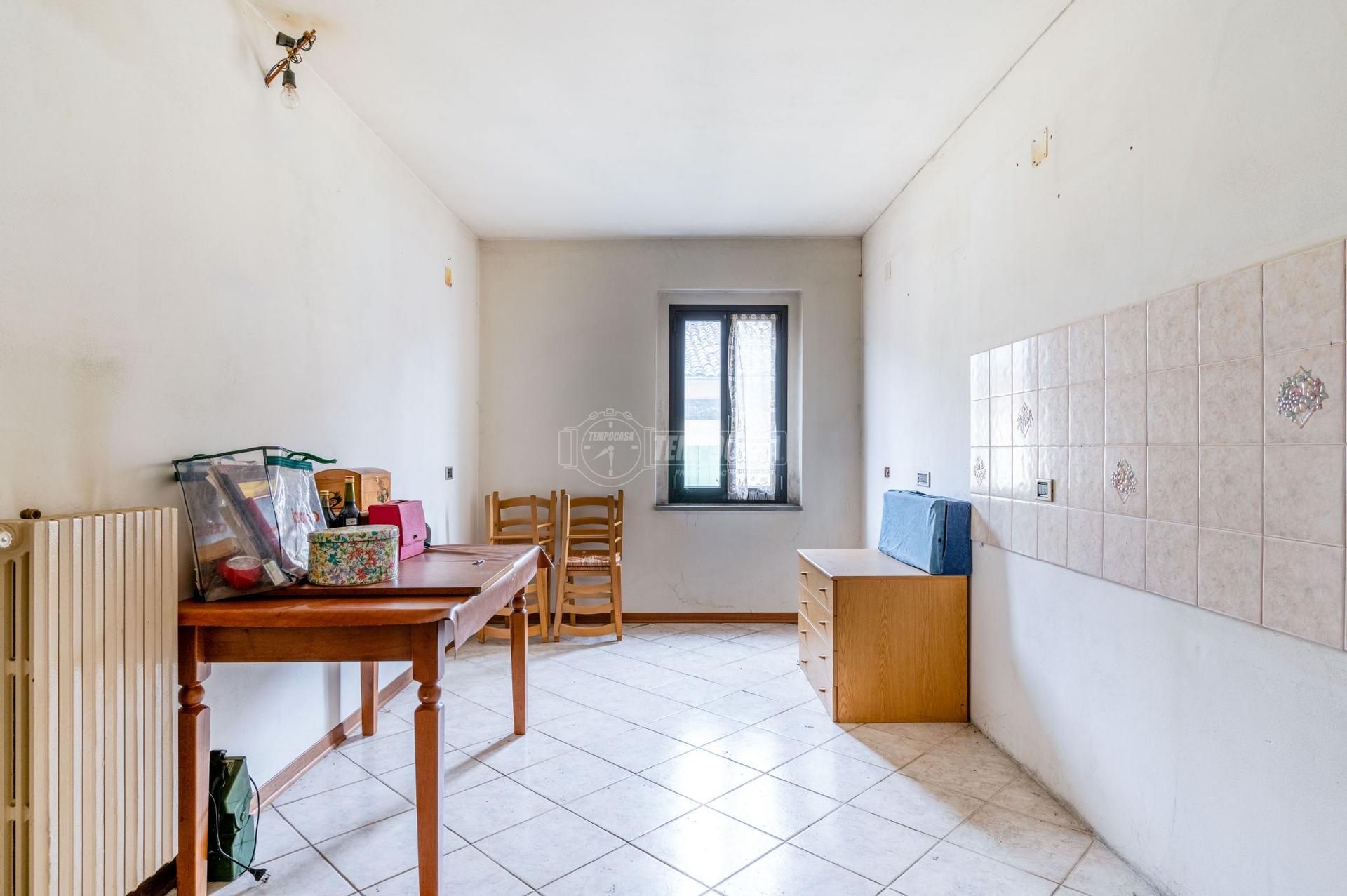 Trilocale, Pavullo nel Frignano