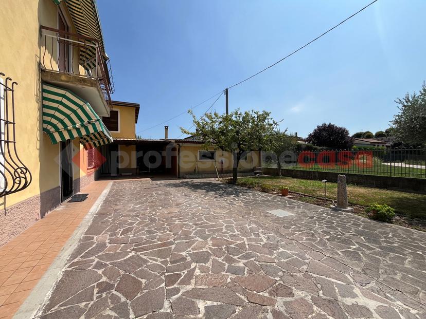 Casa indipendente in Viale l. Rossignoli, Trevenzuolo — foto 2 di 5
