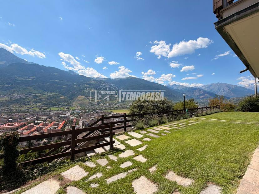 Appartamento in Via Coutumier 18, Aosta — foto 3 di 5