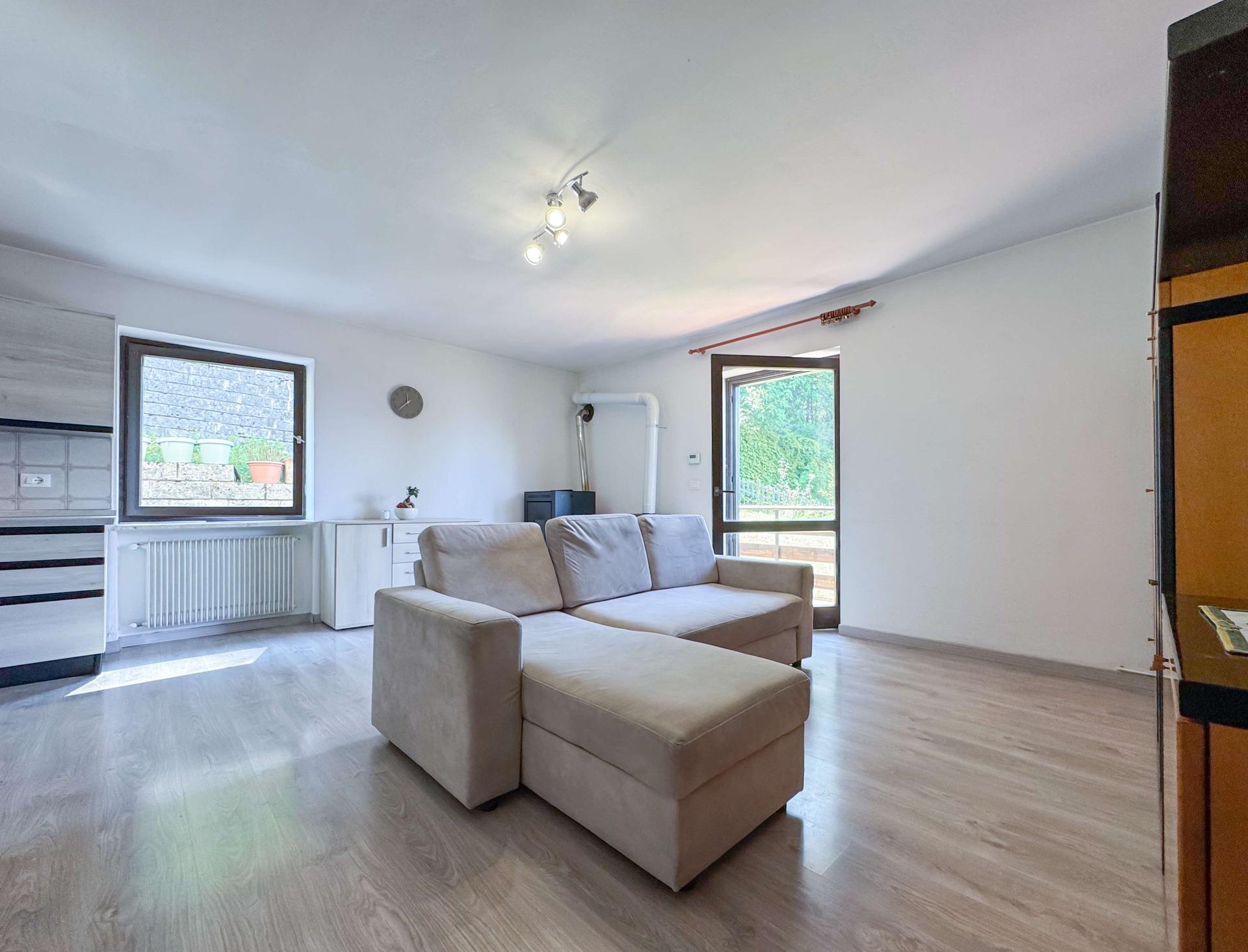 Trilocale in Via Larsetti 10, Predaia