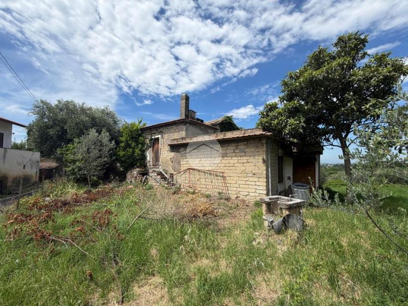 Casa indipendente in Via Scarcia Lupo 24, Fara in Sabina — foto 3 di 5
