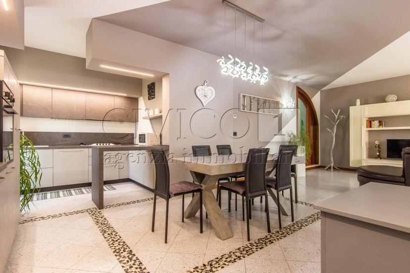 Villa a schiera in Via Ponte 88, Barbarano Mossano — foto 3 di 5