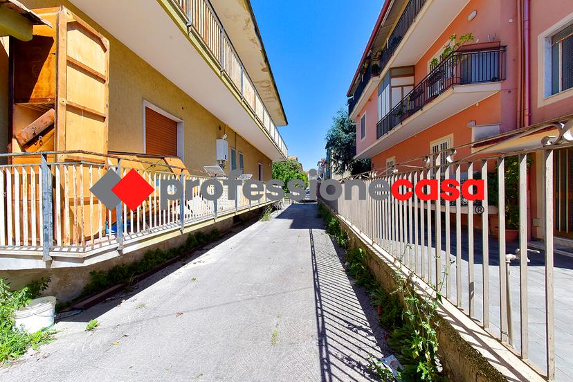 Quadrilocale in Via Bernasconi  17, San Nicola la Strada — foto 4 di 5