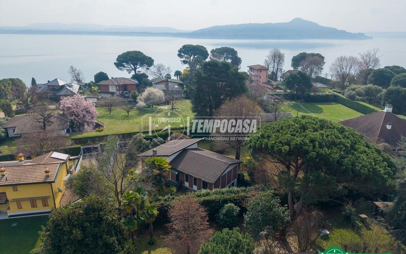 Villa in Via Carlo Davicini 139, Lesa — foto 2 di 5