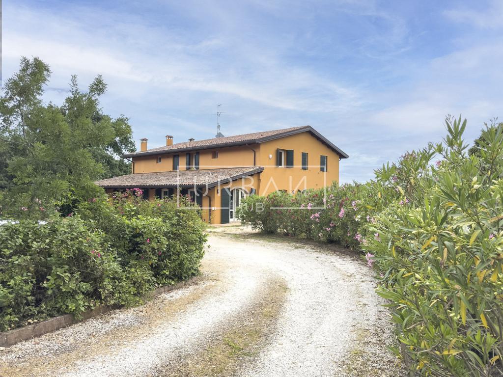 Villa unifamiliare in Via Cavaliera, Forlì