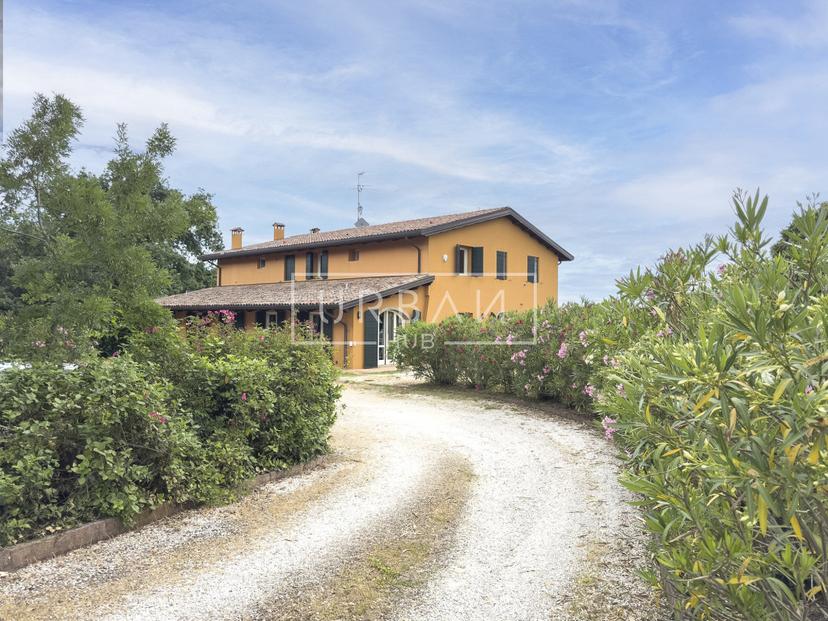 Villa unifamiliare in Via Cavaliera, Forlì