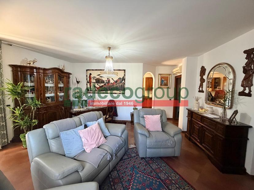 Casa indipendente in Via di Montenero 36, Livorno — foto 3 di 5