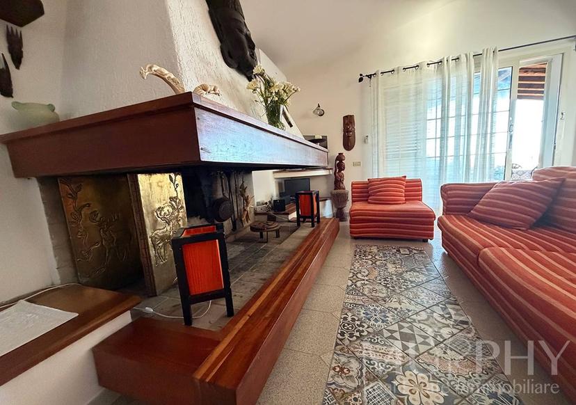 Casa indipendente in Loc. La Trinita Snc, La Maddalena — foto 3 di 5
