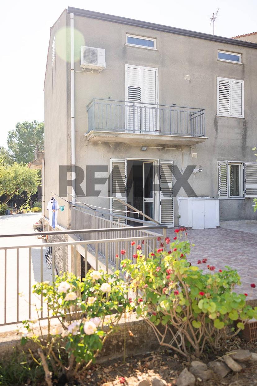 Villa in Contrada Piano Conte - S.P. 135 1, Sommatino — foto 3 di 5