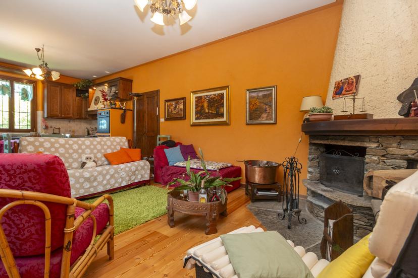 Casa indipendente in Regione Duea, Sampeyre — foto 3 di 5