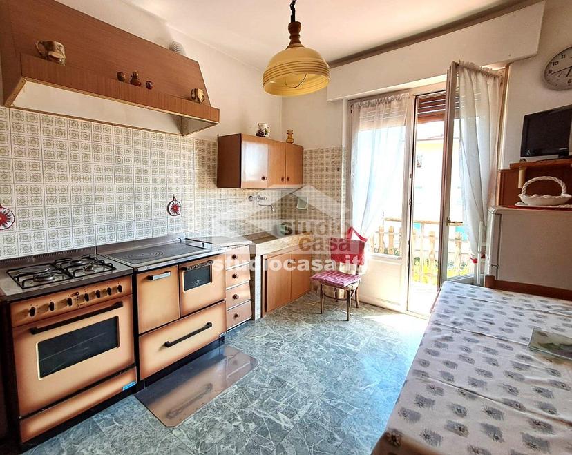 Villa bifamiliare in Frazione Varano, Mori — foto 2 di 5