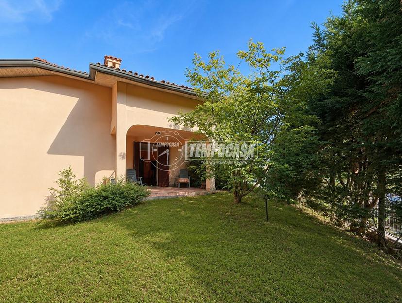 Villa a schiera in Via Filippo Turati 48, Usmate Velate — foto 3 di 5