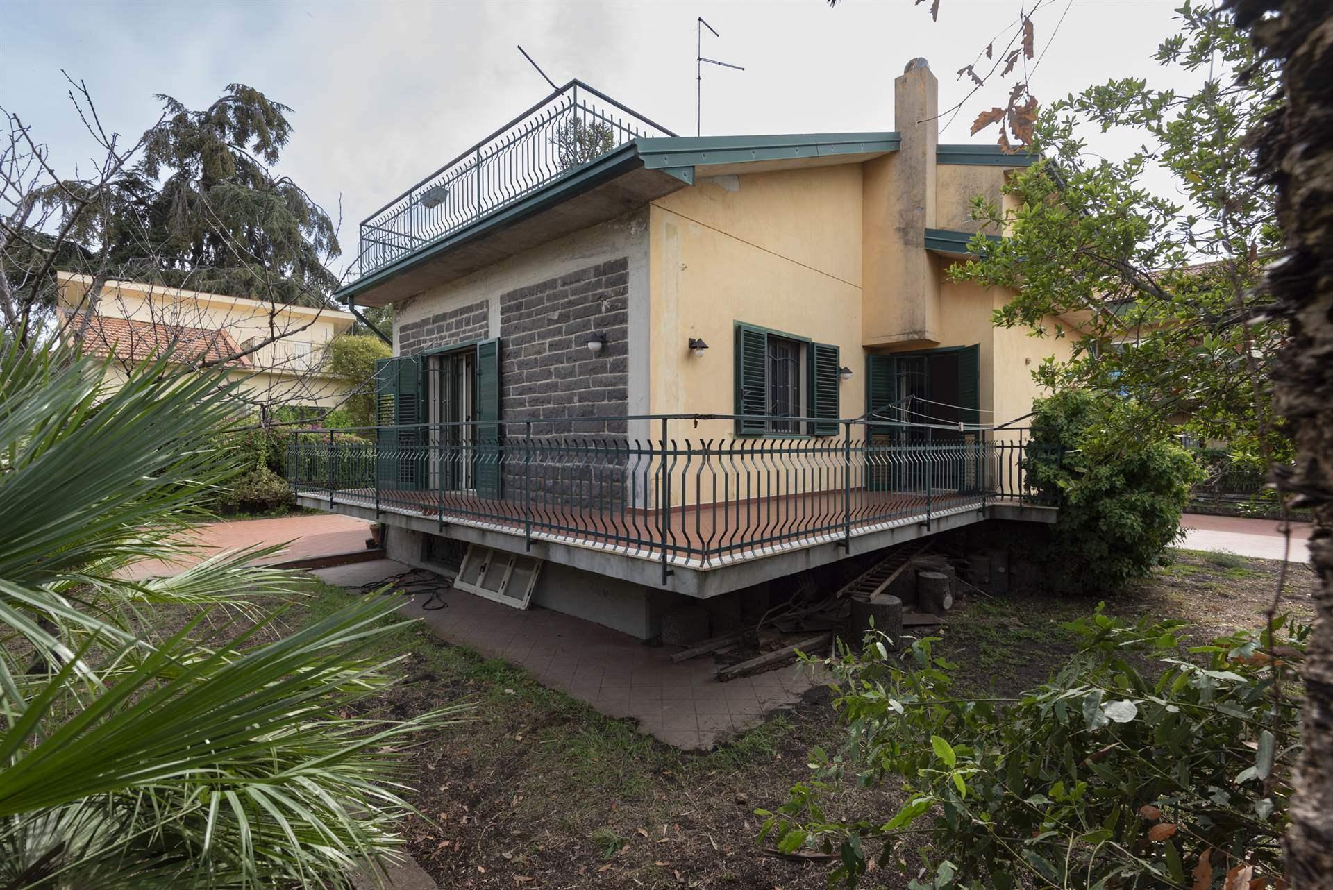 Villa in Via Carducci, Trecastagni