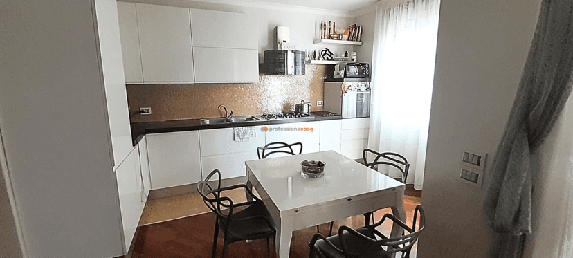 Trilocale in Via Giacomo Leopardi 2, Foggia