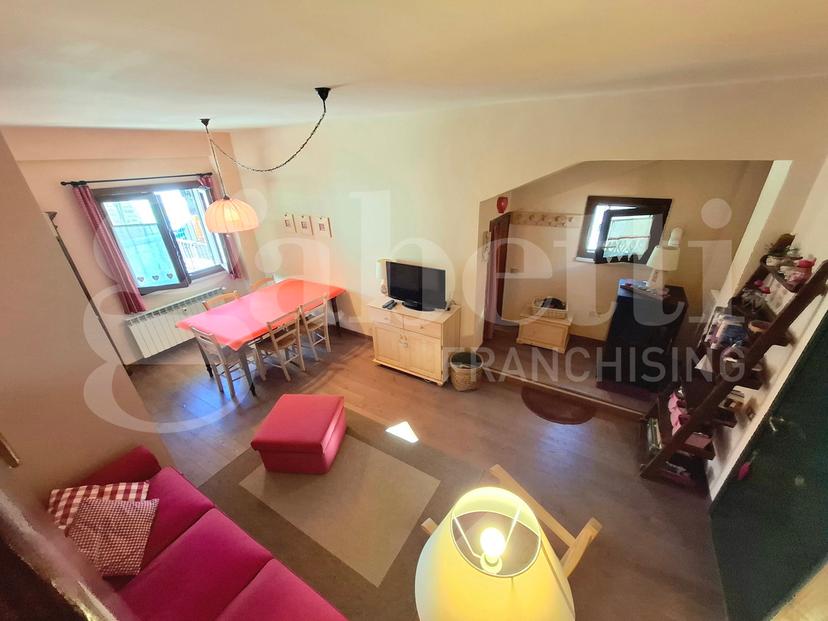 Trilocale in Via Antonio del Fante 28, Rocca di Mezzo — foto 2 di 5