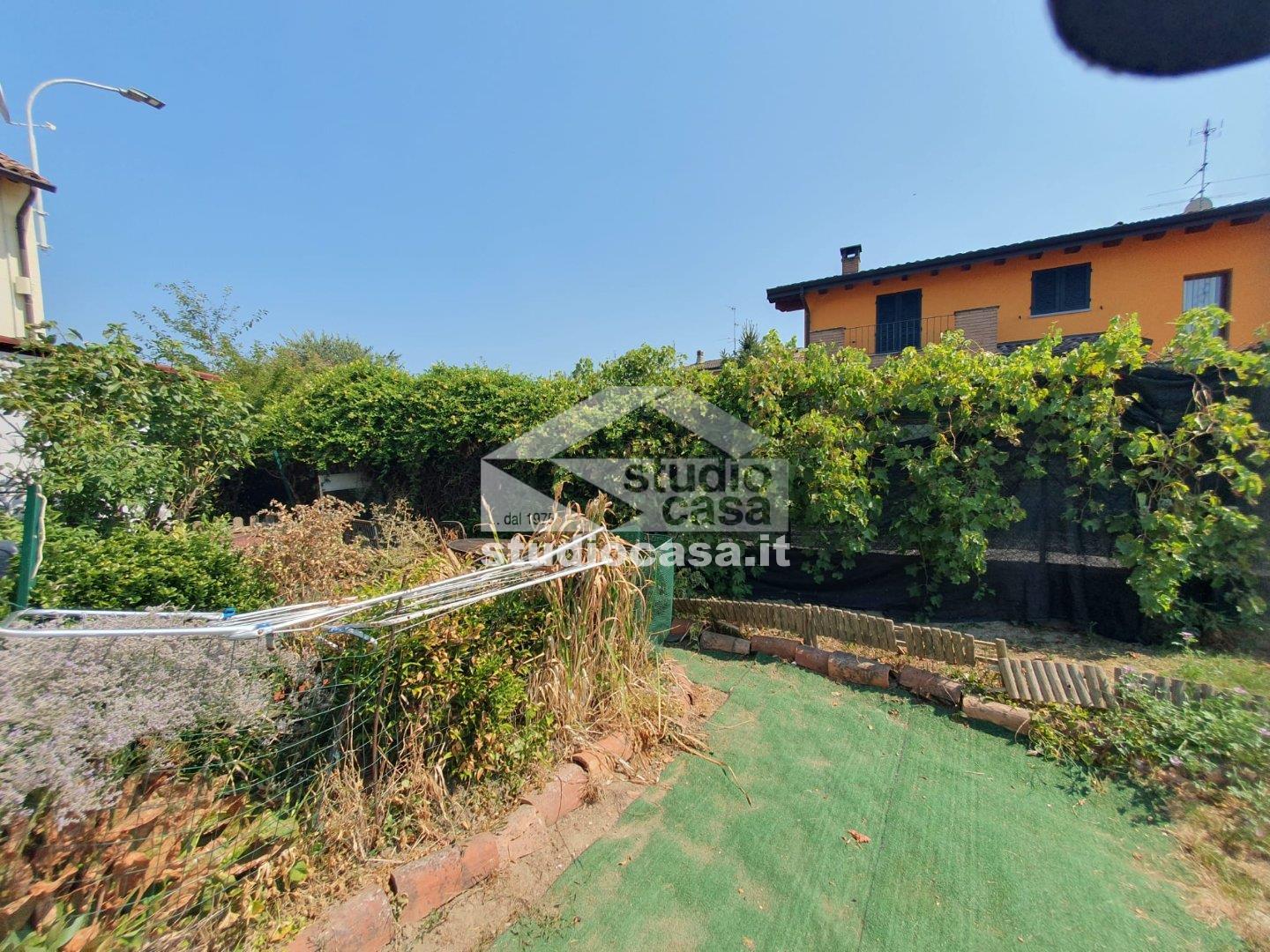 Villa in Via Leopardi, Ceranova
