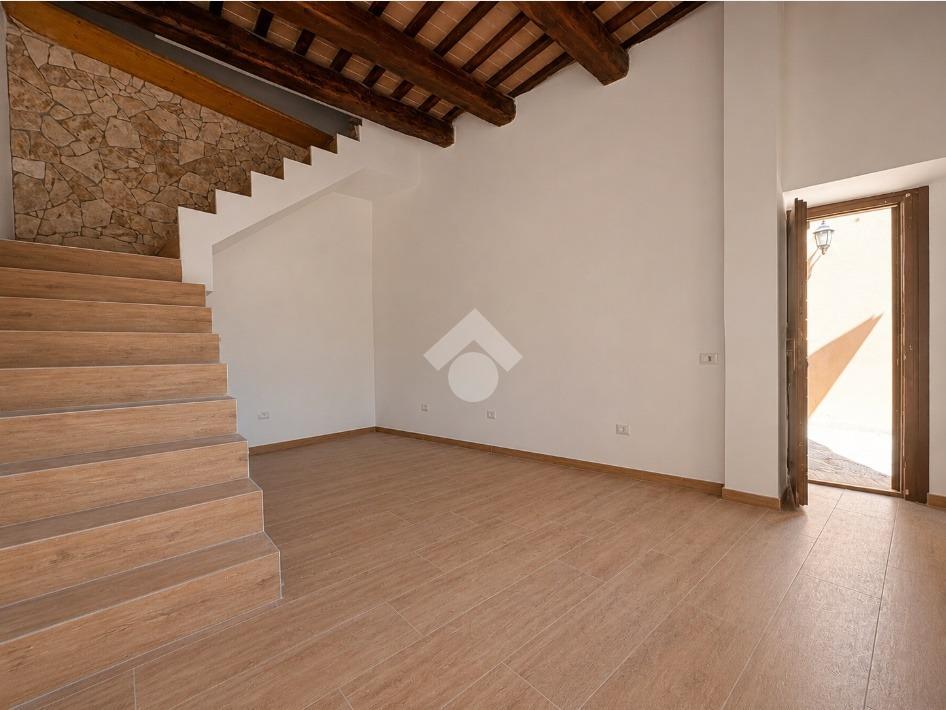 Casa indipendente in Via Tullio Pontani 21, Nocera Umbra