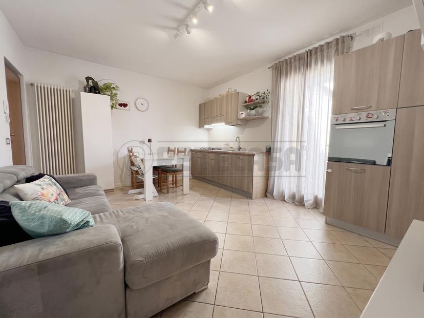 Quadrilocale in Via Capovilla 22, Castelgomberto — foto 2 di 5