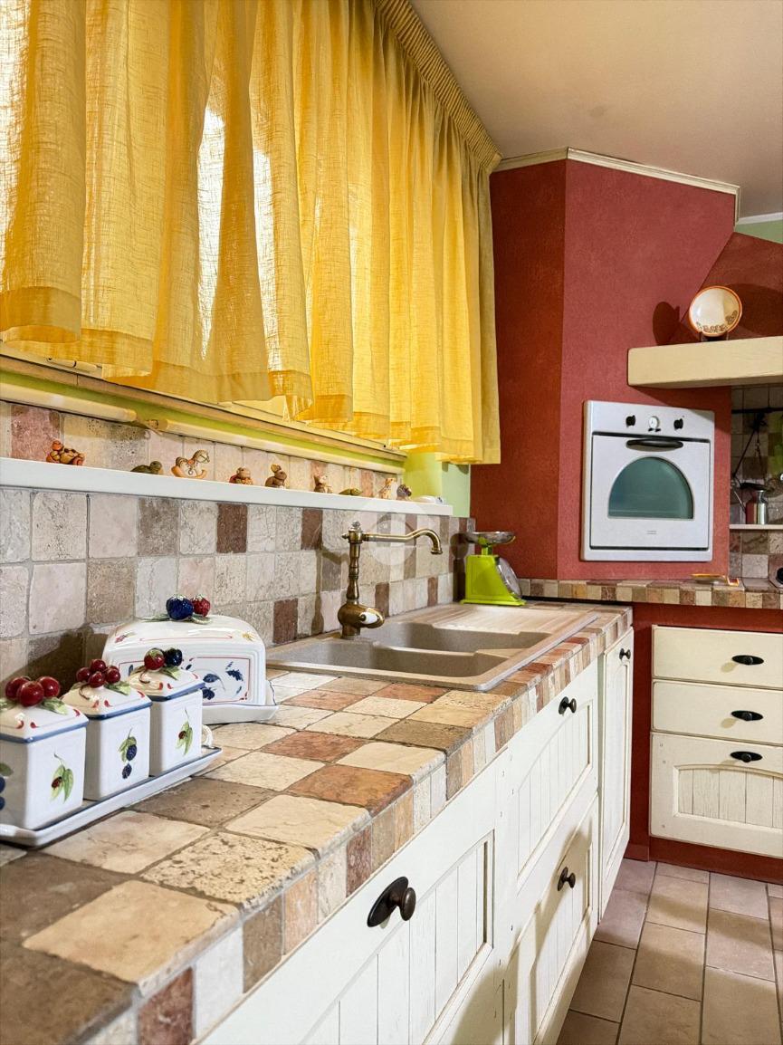 Villa a schiera in Via Casa Bucci 62, Pozzilli