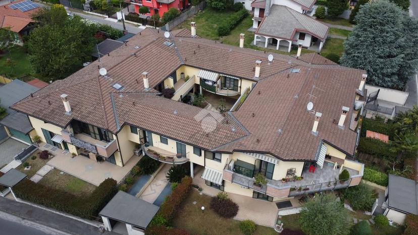 Trilocale in Via XXIV Maggio 65, Cerro Maggiore