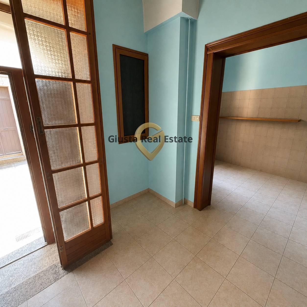 Casa indipendente in Via Colonnello Montanaro 15, Latiano