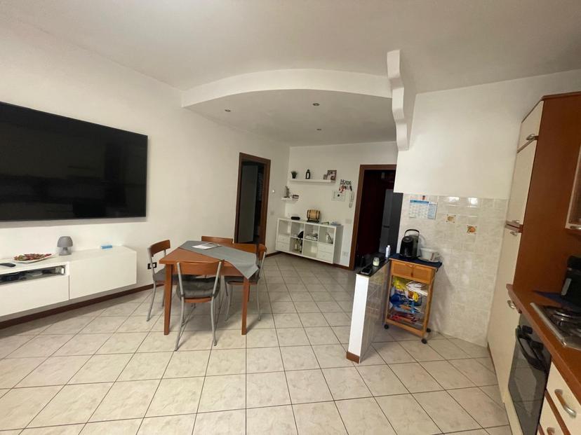 Trilocale in Via dell'Artigianato, San Rocco al Porto — foto 3 di 5
