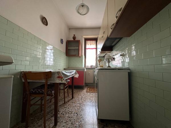 Trilocale in Via Asti, Canelli — foto 4 di 5
