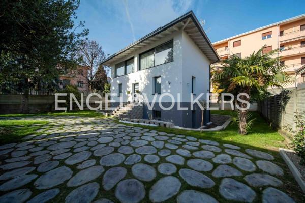 Villa in Via Giuseppe Brambilla 50, Castellanza