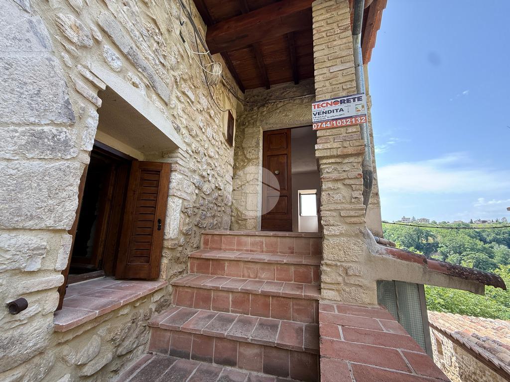 Trilocale in Via Giuseppe Garibaldi, Tarano