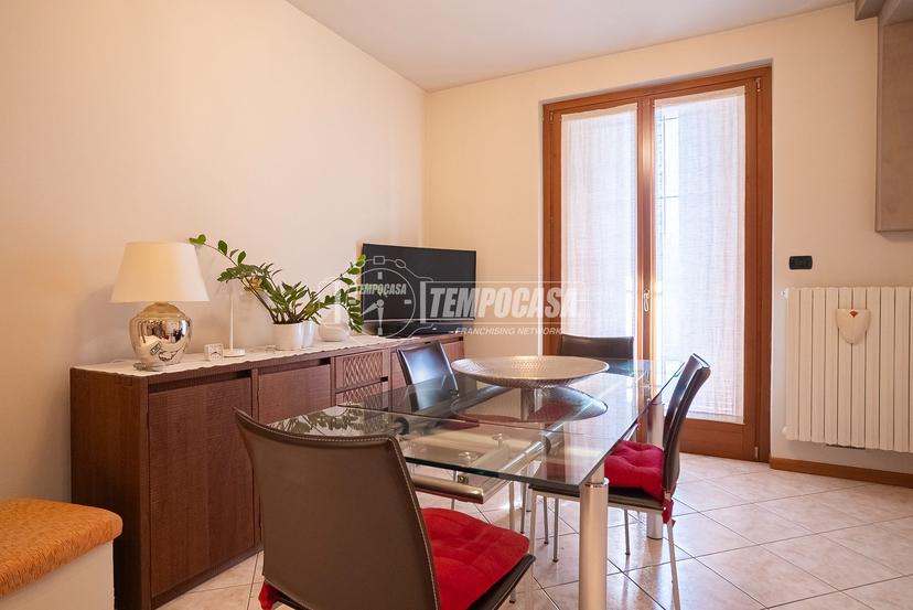 Appartamento in Via Umberto Treccani 3, Carpenedolo — foto 4 di 5
