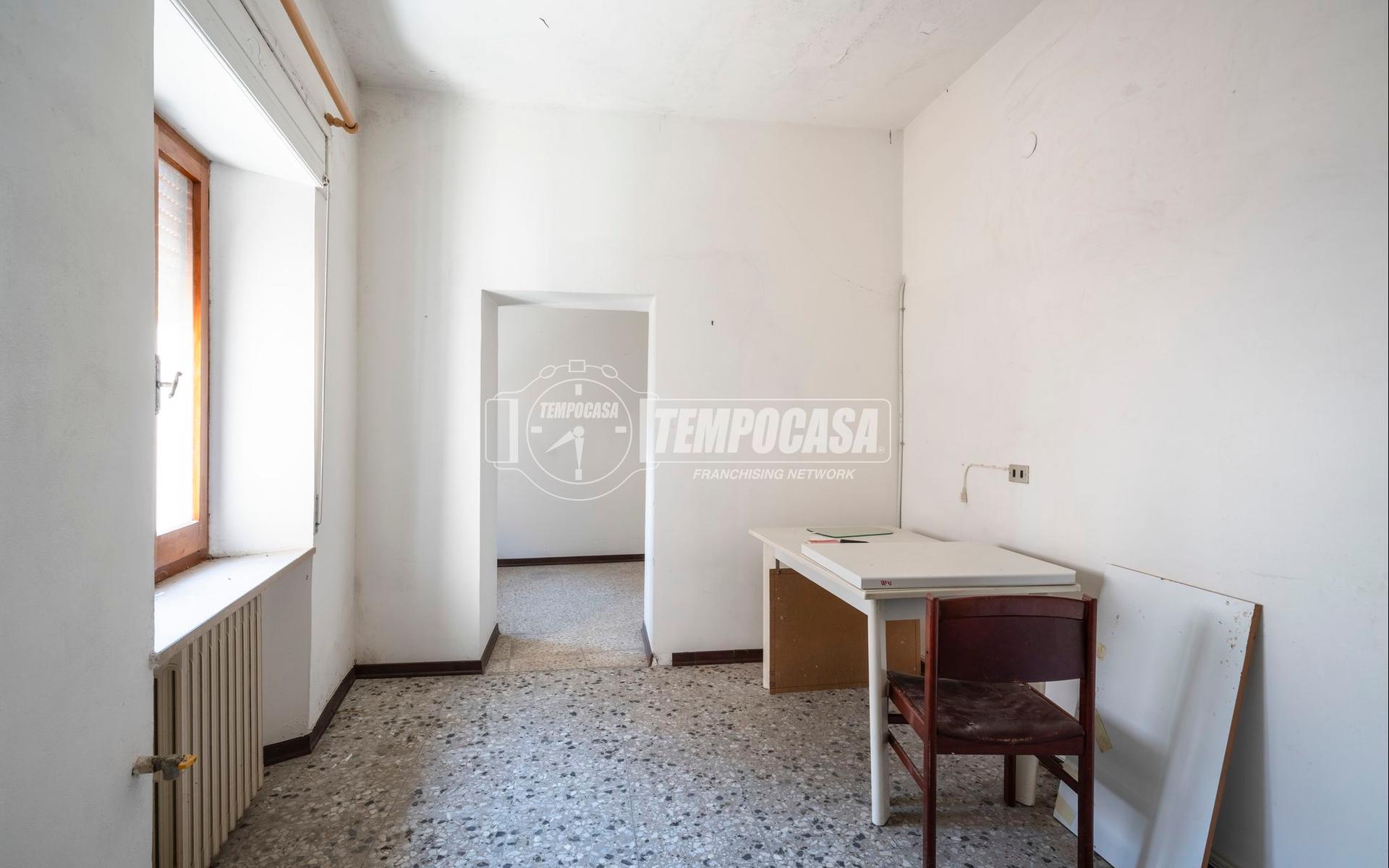 Trilocale in Via Porta Zoppa, Civitanova Marche
