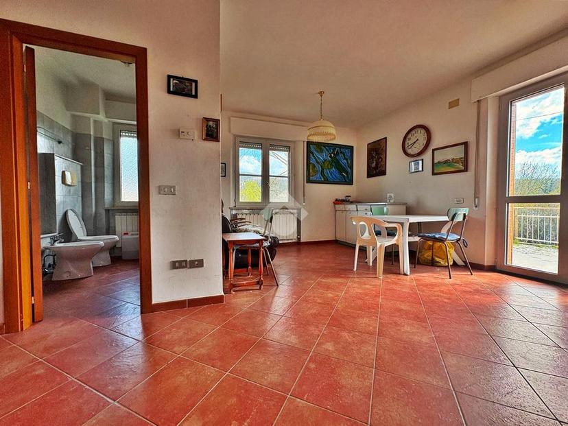 Villa in Frazione San Donato, Fabriano — foto 4 di 5