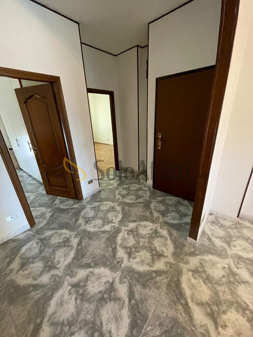 Trilocale in Via Camillo Benso Cavour 19, Rivoli — foto 4 di 5