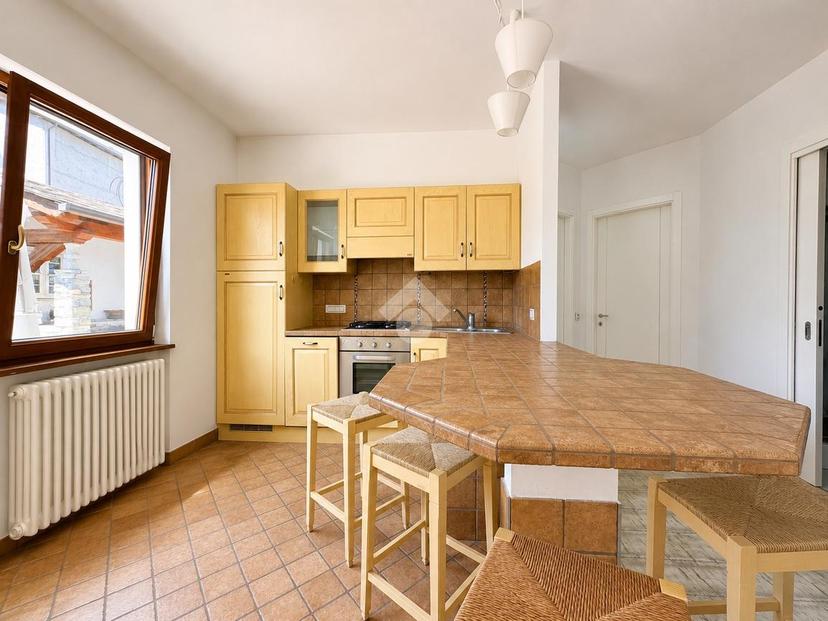 Villa in Via Grigioni 94, Castione Andevenno — foto 2 di 5