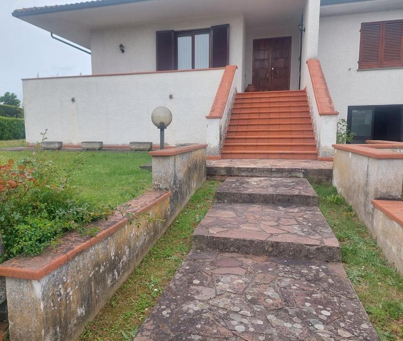 Villa, Castelfranco di Sotto — foto 3 di 5