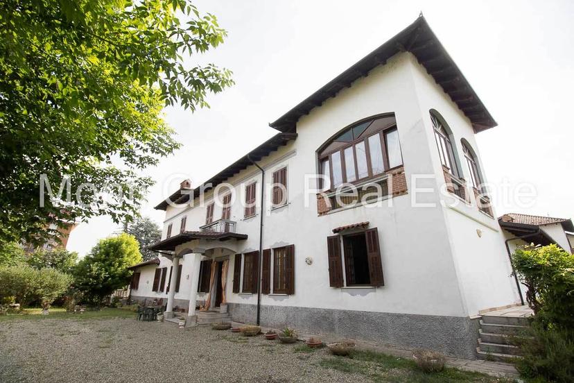Villa, Visone — foto 3 di 5