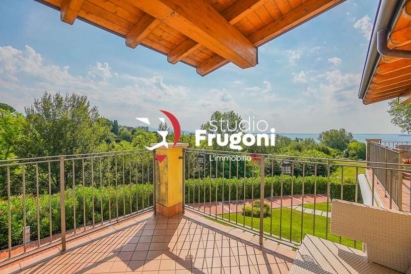 Trilocale in Via Pascoli , Manerba del Garda — foto 5 di 5