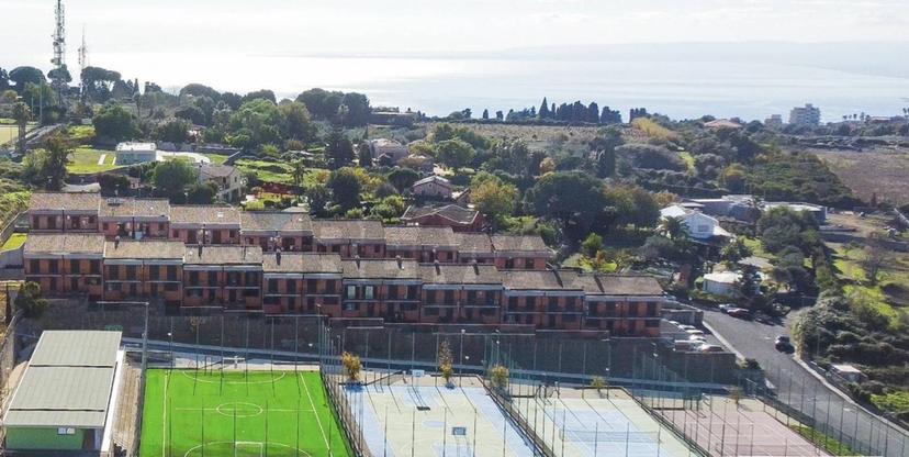 Villa a schiera in Via Nino Martoglio 18, Valverde — foto 2 di 5