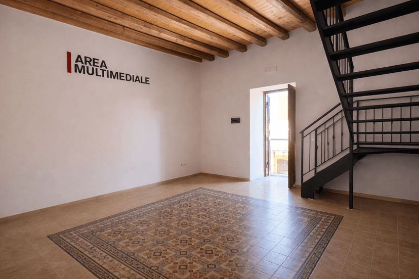 Casa indipendente in Vicolo Chiazzese 8-10-18, Palermo — foto 4 di 5