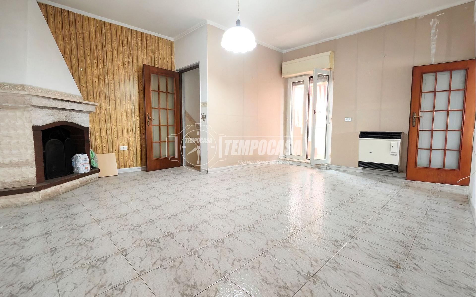 Casa indipendente in Via Minerva, Gioia del Colle