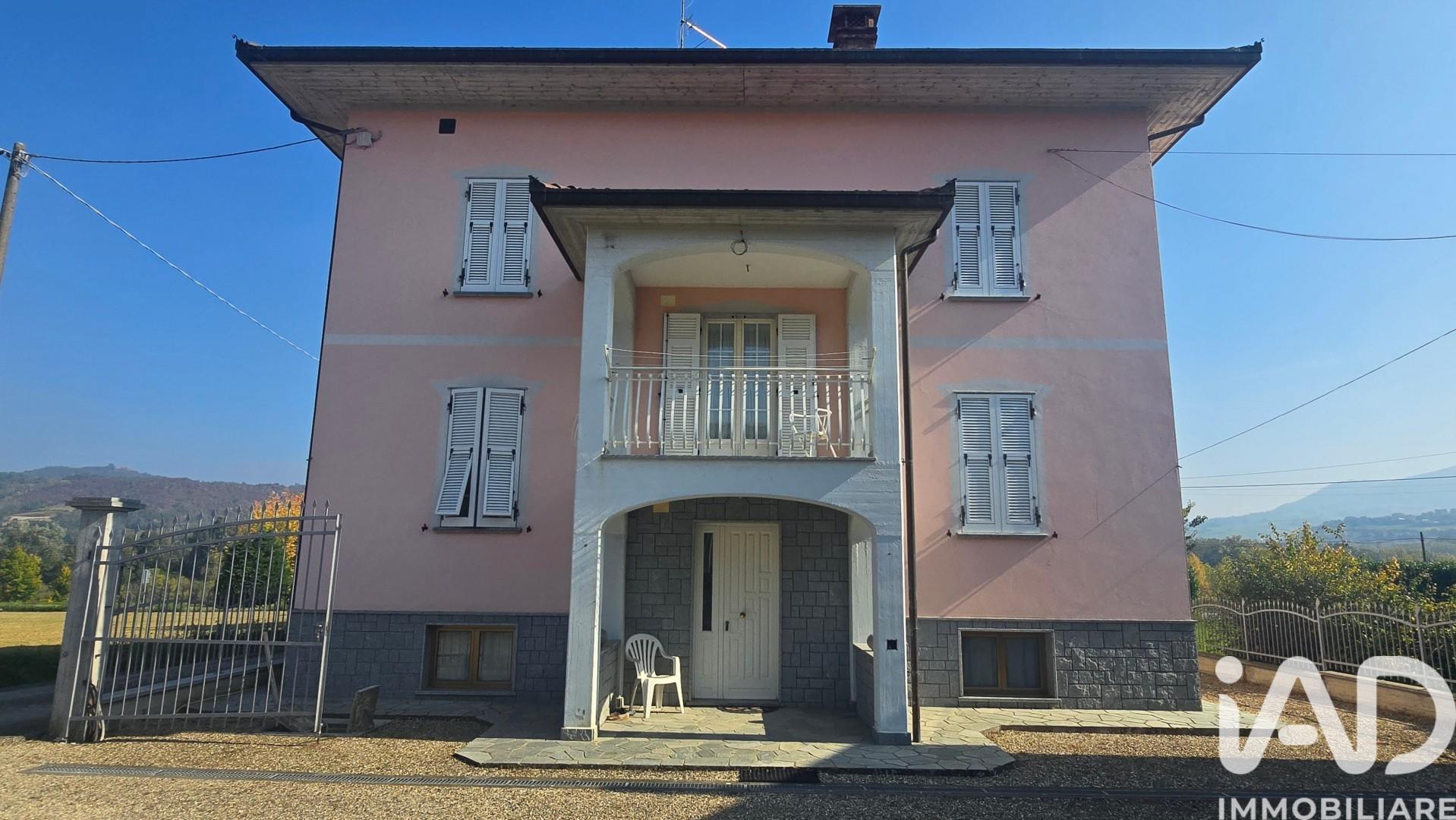 Villa in Localitã&nbsp; Ugo, Brignano-Frascata