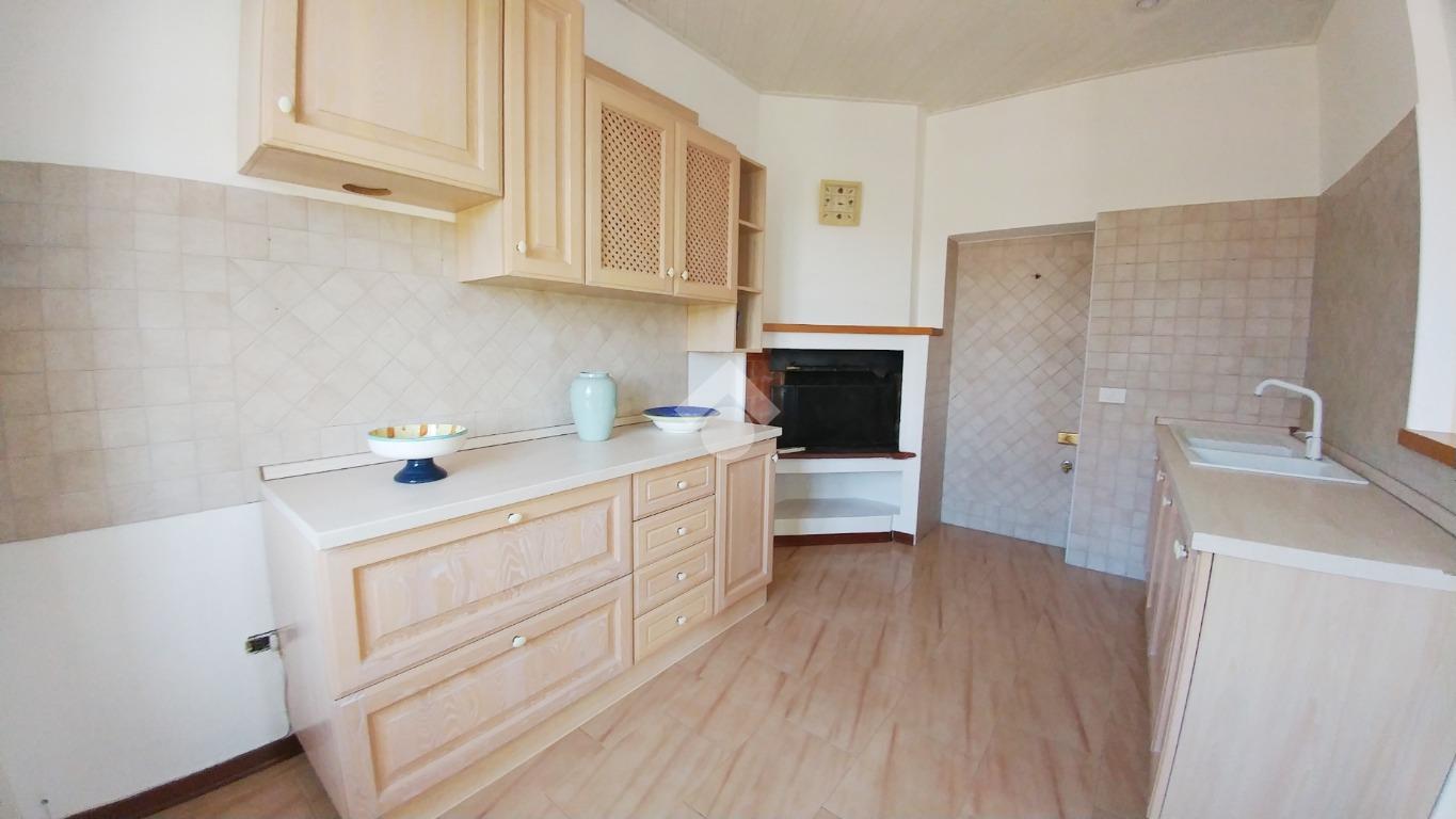 Casa indipendente in Voc. Colle 9, Acquasparta