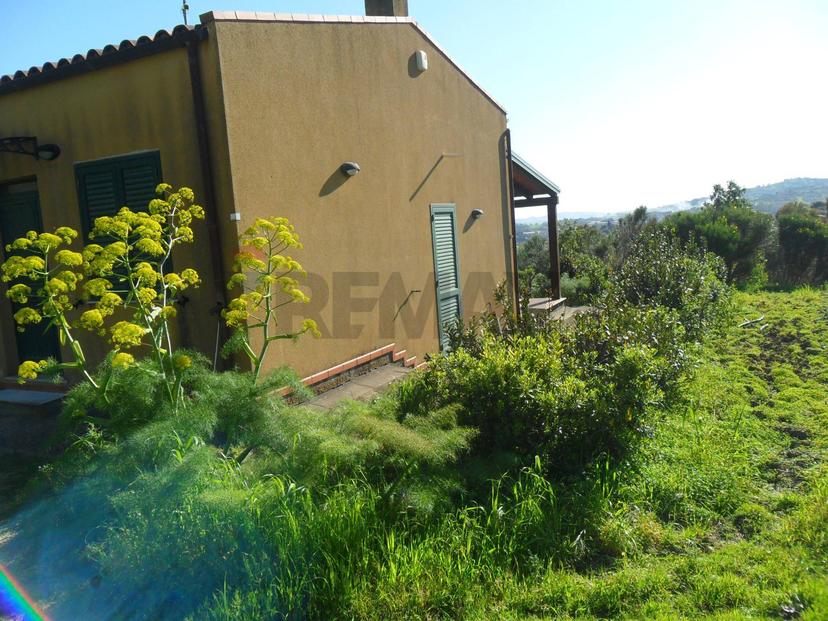 Villa in Via Due Fontane 122, Caltanissetta — foto 5 di 5