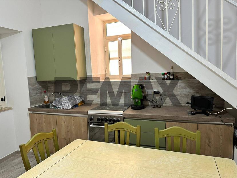 Casa indipendente in Vico Prete 2, Lamezia Terme