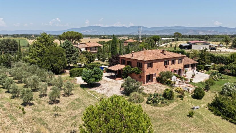 Porzione di casa in Via Giardini 77, Castiglione del Lago — foto 2 di 5